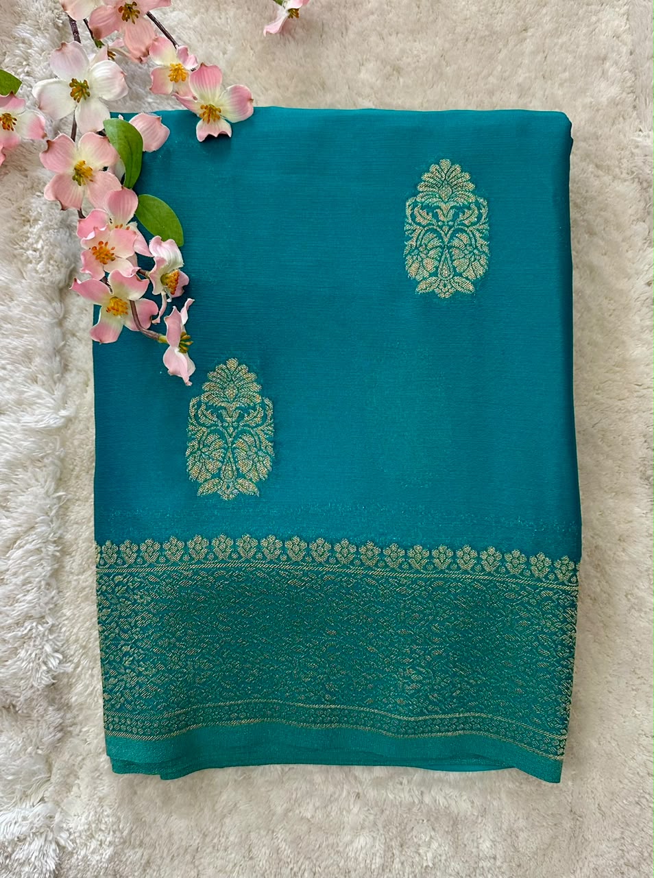 Benaras Saree Big Butta
