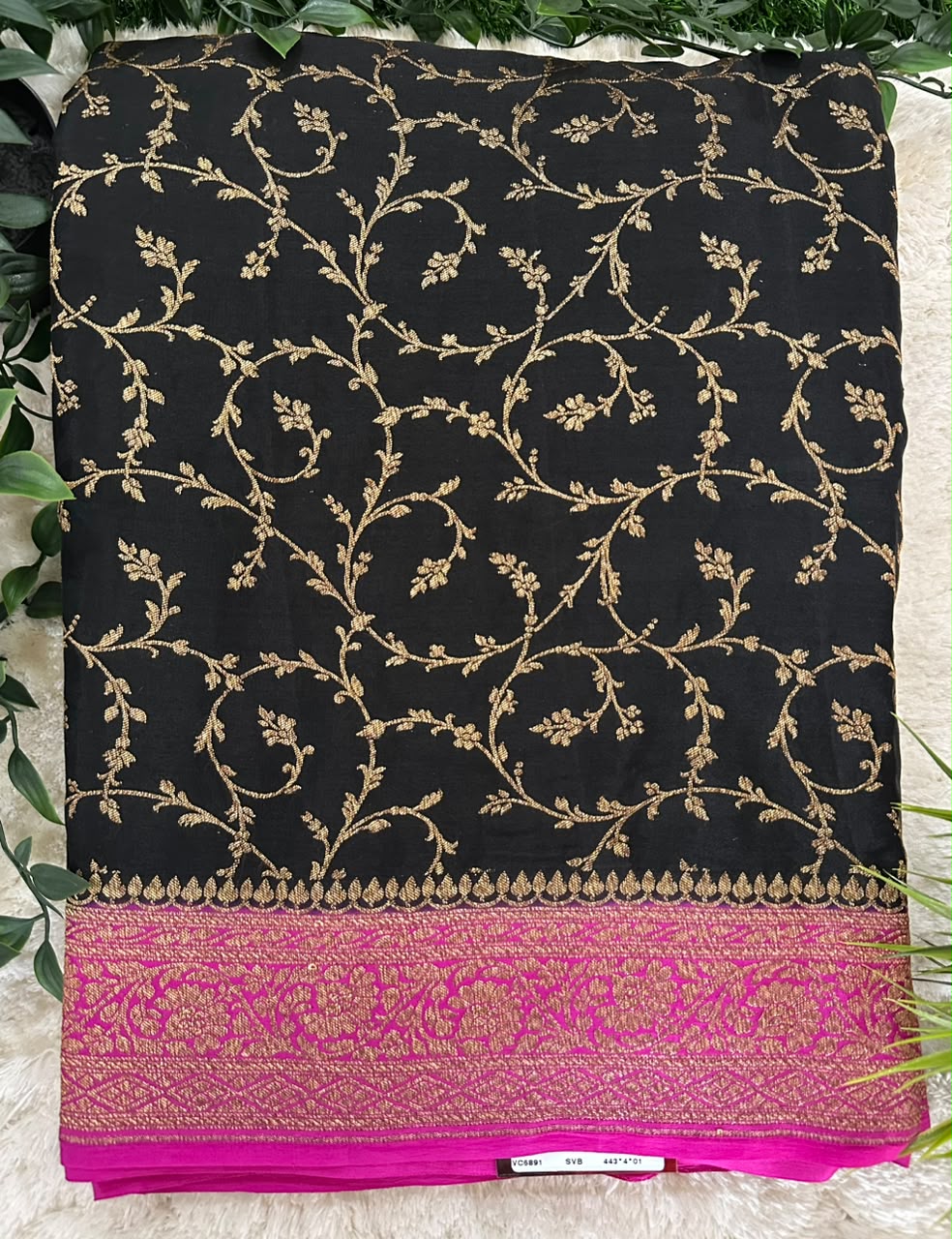 Pure Banaras Crepe Saree