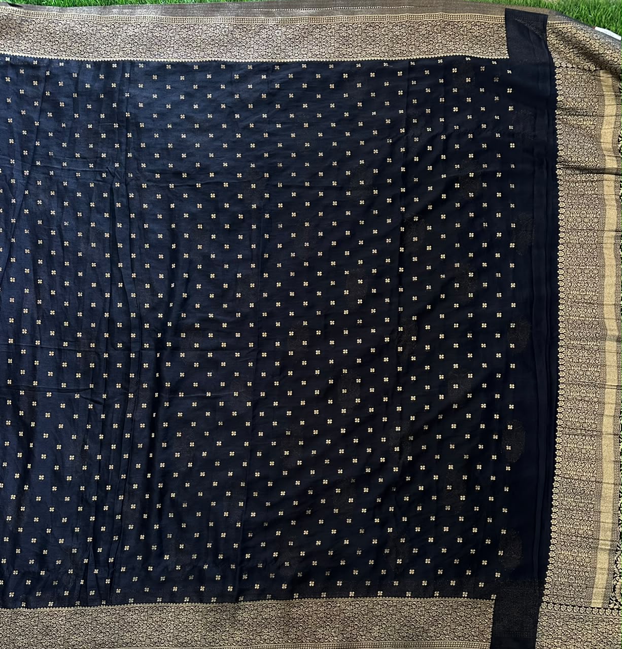 Benaras Saree Big Butta image 4