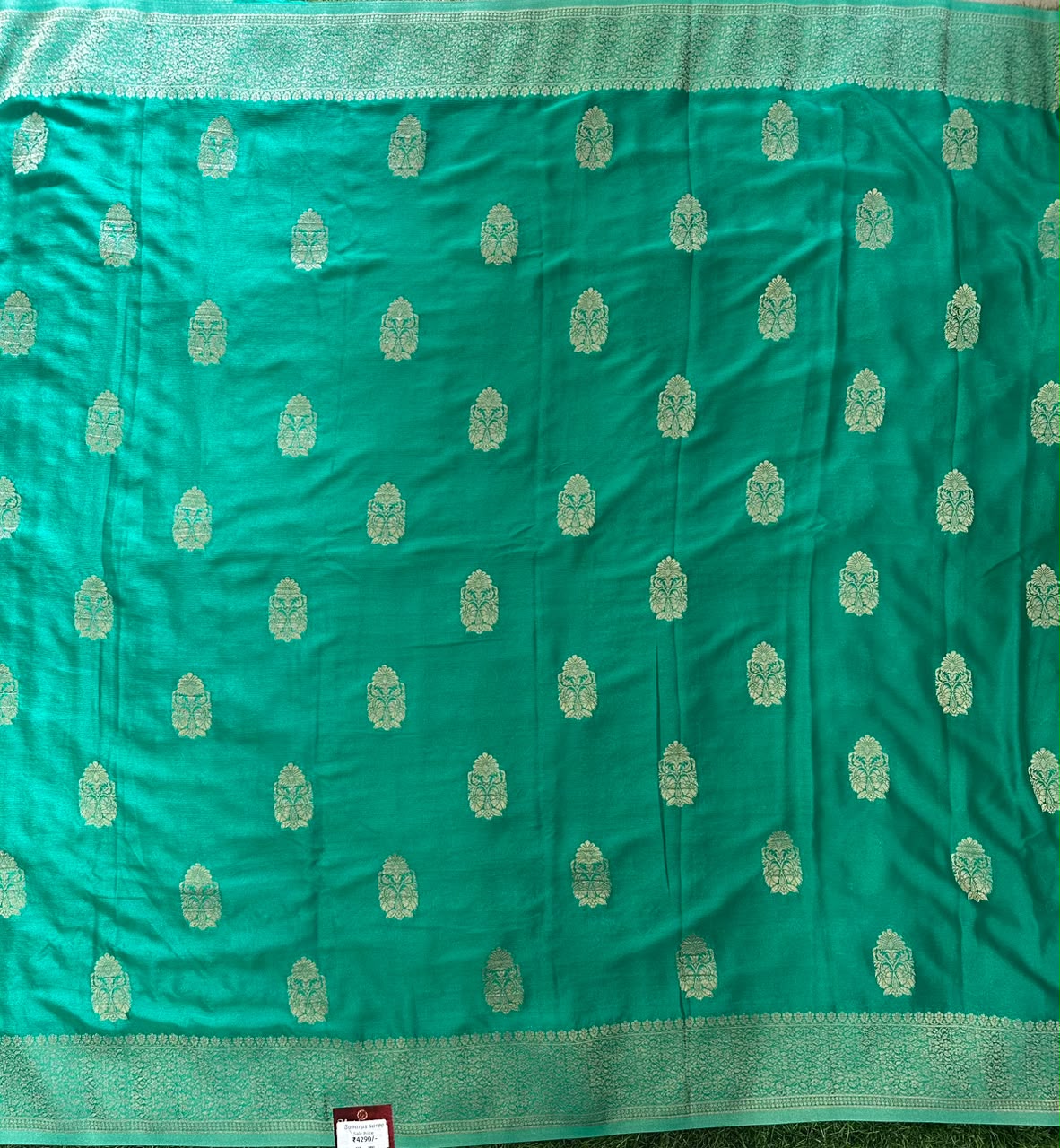 Benaras Saree Big Butta image 2