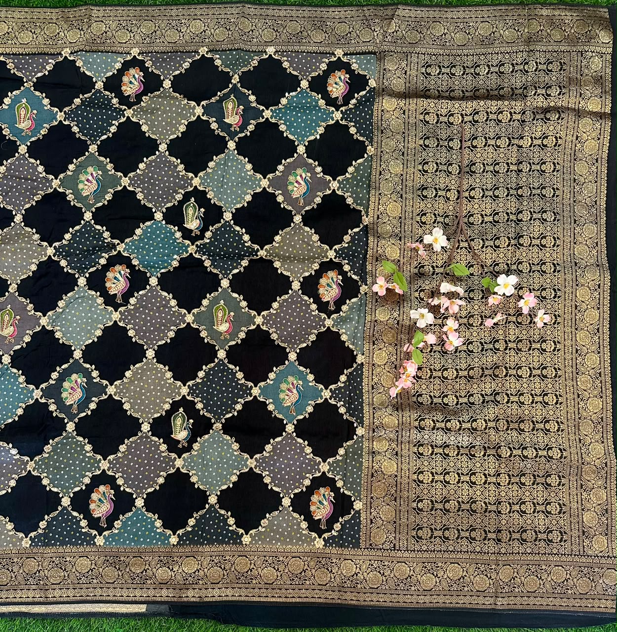 Black Benaras Saree image 4