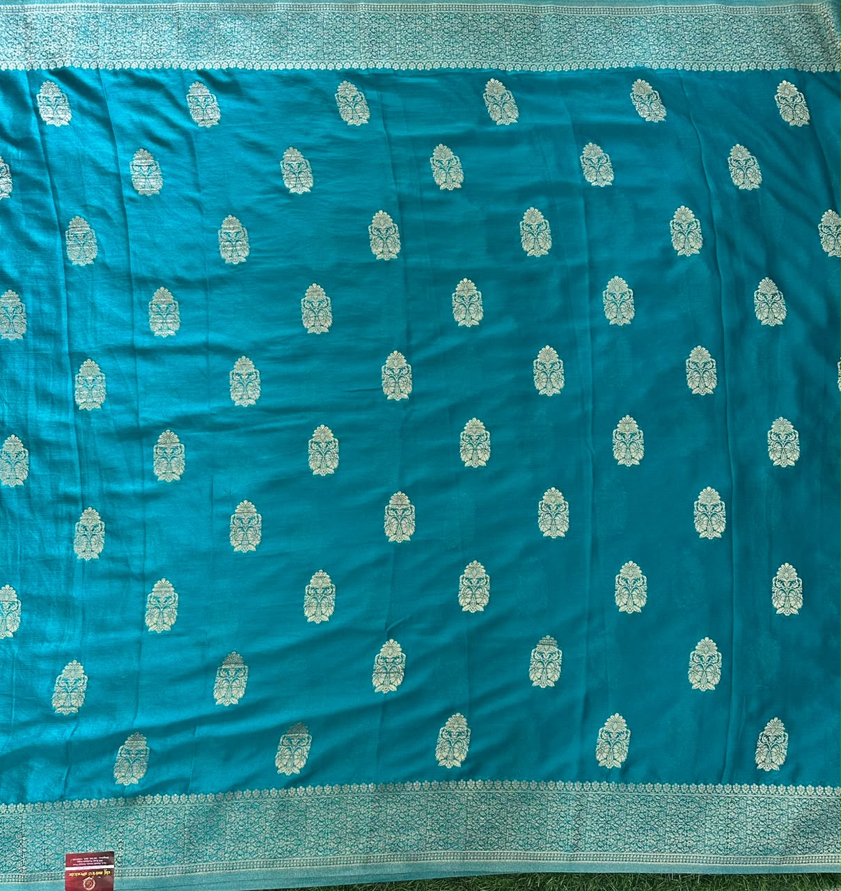 Benaras Saree Big Butta image 2