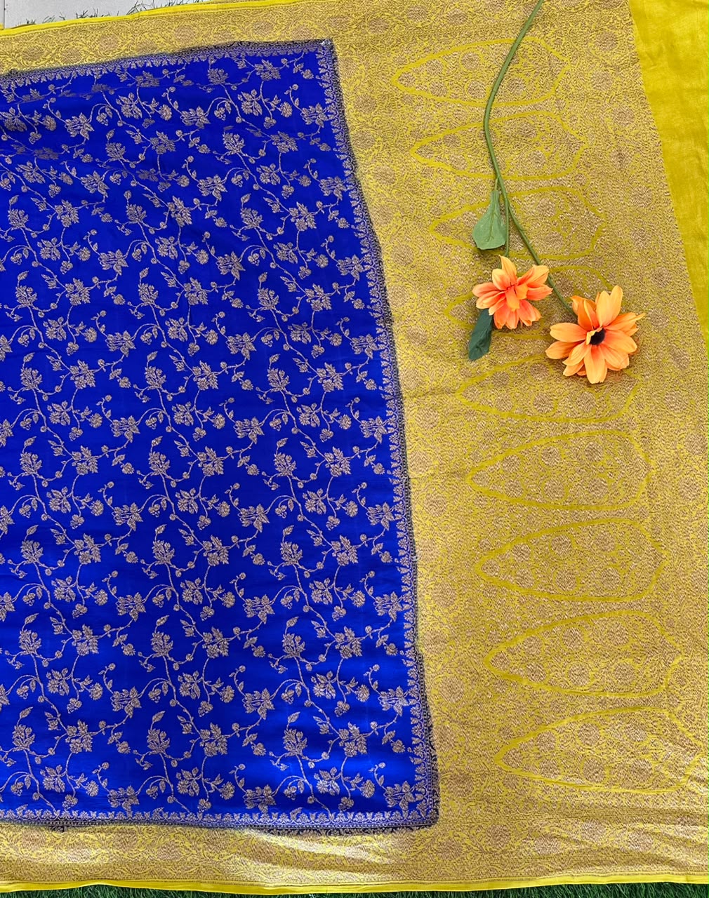 Pure Benaras Crepe Saree image 4